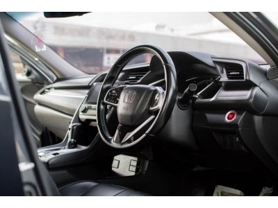 2016 Honda Civic 1.8 FC (ปี 16-20) EL i-VTEC Sedan รูปที่ 9